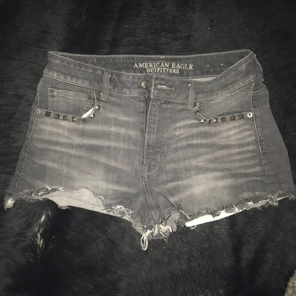 American Eagle High waisted shorts